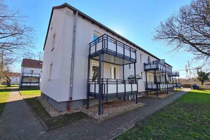 Sofortiger Einzug - Schicke Wohnung mit modernem Bad und zeitlosen Bodenbelägen in Hassels - Düsseldorf Stadtbezirk 9