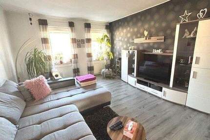 Geräumige 5-ZKB- Wohnung mit Terrasse in 66773 Schwalbach-Hülzweiler