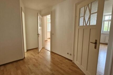 NEU - 3-Zimmer-Wohnung mit EINBAUKÜCHE zu vermieten! - Kirchberg