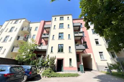 Wohnung zum Mieten in Chemnitz 325,00 € 65 m²