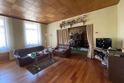 Haus zum Kaufen in Neustadt-Diedesfeld 297.000,00 € 210 m²