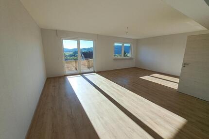 4,5 Zimmer Wohnung - Erstbezug nach energetischer Sanierung - Bad Bocklet