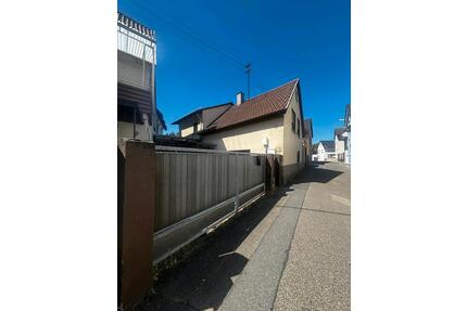 Provision frei - 450.000,00&nbsp;EUR Kaufpreis, ca.&nbsp; 180,00&nbsp;m&sup2; in Sandhausen (PLZ: 69207)