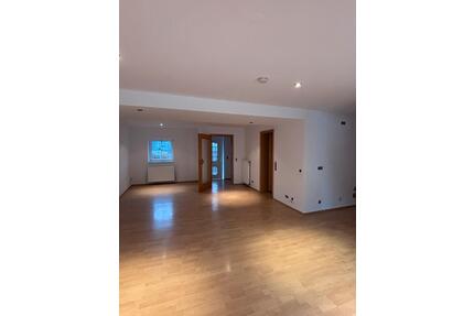 Appartement Singlewohnung - 480,00&nbsp;EUR Kaltmiete, ca.&nbsp; 60,00&nbsp;m&sup2; in Much (PLZ: 53804)