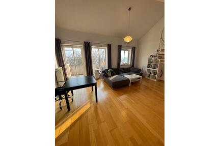 Lichtdurchflutete Maisonette Wohnung in Bad Abbach zu vermieten