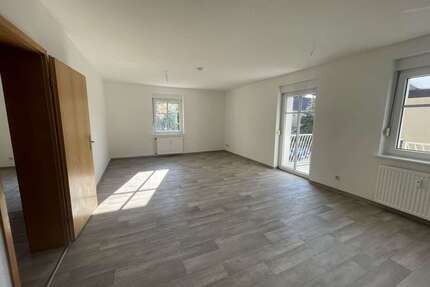 Wohnung zum Mieten in Schwarzheide 657,15 € 87.62 m²
