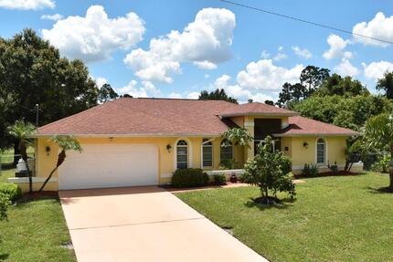 Ferienvilla mit Pool und 3 Schlafzimmern bei Ft. Myers, Florida - Saulheim