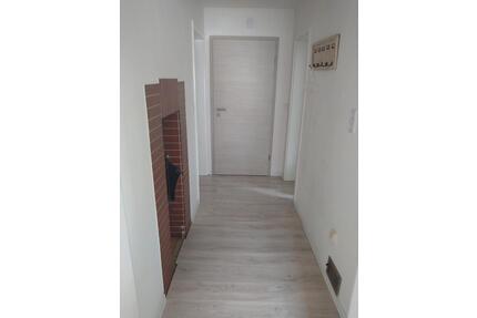 Sehr schöne EG-Mietwohnung in Steinwiesen - Marktrodach