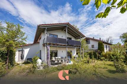Haus zum Kaufen in Oberhaching 1.998.000,00 € 219 m²