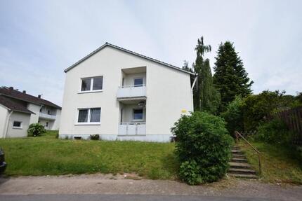 ~ Renovierte Wohnung mit Tageslichtbad und Balkon ~ - Hameln Kernstadt