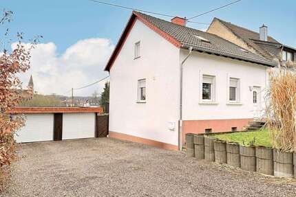 Haus zum Kaufen in Schwalbach 299.000,00 € 100 m²