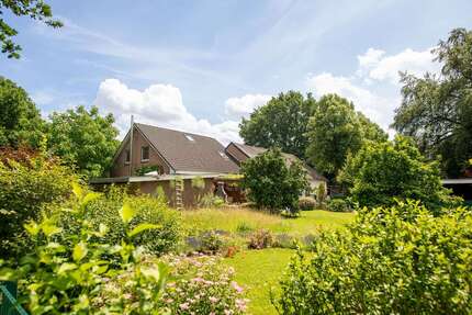 Haus zum Kaufen in Tornesch 645.000,00 € 135 m²