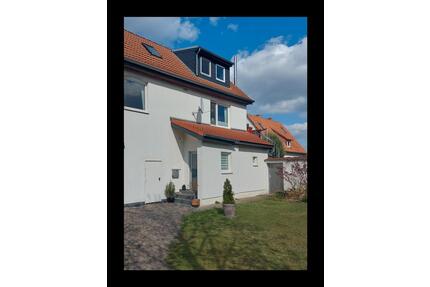 Charmante Eigentumswohnung - aufgebaut wie Doppelhaushälfte - Hemmingen