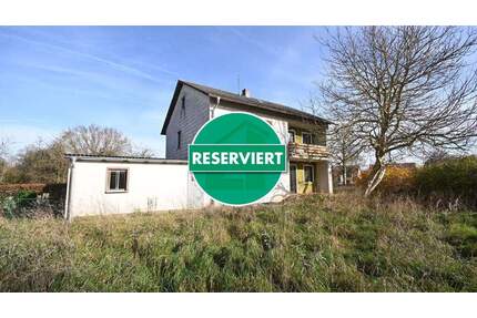 Erst die Sanierung, dann das (Wohn)Vergnügen! Wohnhaus mit großem Grundstück in Schnufenhofen - Seubersdorf in der Oberpfalz / Schnufenhofen