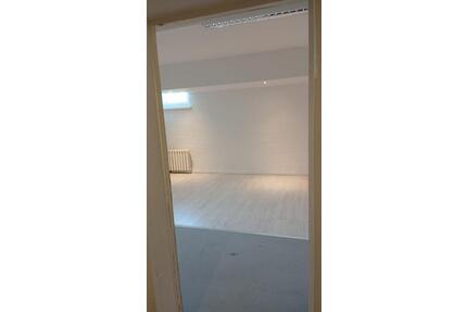 1 Gewerberaum Souterrain (gesamt 36 m²) im Untergeschoss Berlin-Hohenschönhausen – Hansastraße 216