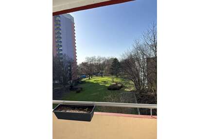 Wohnung zum Kaufen in Frankfurt 260.000,00 € 73 m²
