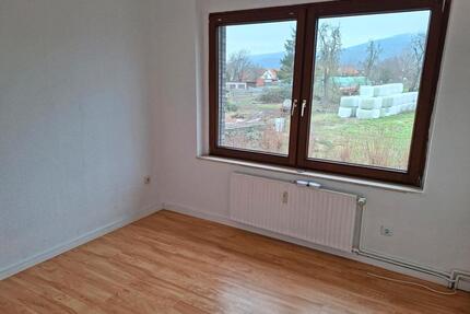 4 Zimmer-Wohnung - 700,00&nbsp;EUR Kaltmiete, ca.&nbsp; 120,00&nbsp;m&sup2; in Hessisch Oldendorf (PLZ: 31840)