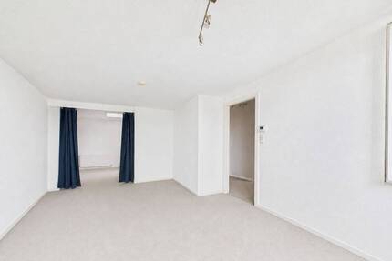 Charmante 1,5 Dachgeschosswohnung in St.Lorenz Süd Nähe Bahnhof - Ideal für Singles und Pendler. - Lübeck / Sankt Lorenz Süd St. Lorenz Süd