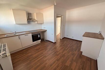 2 ZKB mit Einbauküche - R e n o v i e r t - - Pirmasens