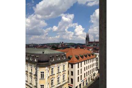 Wohnung zum Mieten in Regensburg 1.350,00 € 108 m²