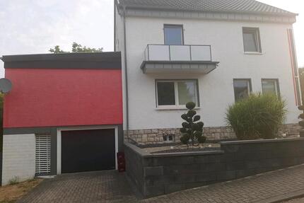 Einfamilienhaus mit EBK, Kamin, 2Terrassen, + 1200qm Obstbäume - Mandelbachtal
