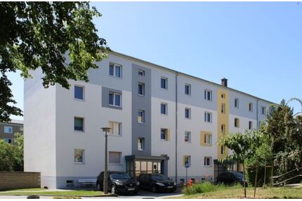 Wohnen mitten im Ort. - 379,44&nbsp;EUR Kaltmiete, ca.&nbsp; 61,20&nbsp;m&sup2;&nbsp;Wohnfl&auml;che in Wittichenau (PLZ: 02997)