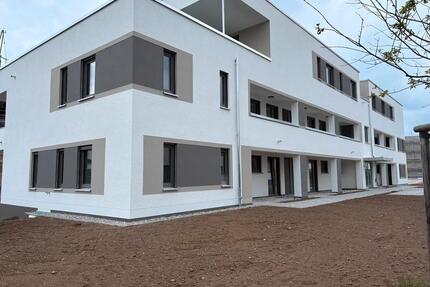 Erstbezug 3-Zi Neubauwohnung mit 135 m² Garten & eigenem Eingang - Langweid am Lech