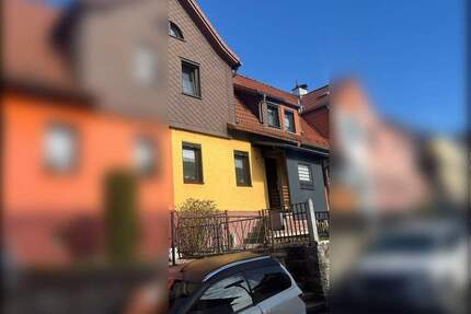 Reihenmittelhaus in Sonneberg - 178.000,00&nbsp;EUR Kaufpreis, ca.&nbsp; 100,00&nbsp;m&sup2;&nbsp;Wohnfl&auml;che in Sonneberg (PLZ: 96515) Bettelhecken