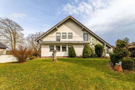 Haus zum Kaufen in Pyrbaum 440.000,00 € 160.4 m²