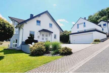 Haus zum Kaufen in Berzhahn 449.000,00 € 190 m²