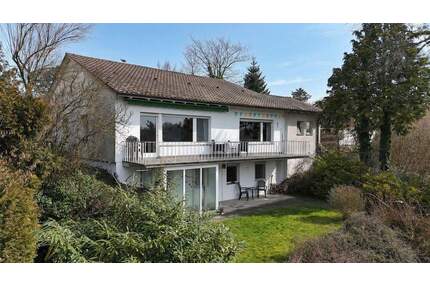 Dem Rhein ganz nahe - Einfamilienhaus in wunderbarer Lage - Büsingen am Hochrhein