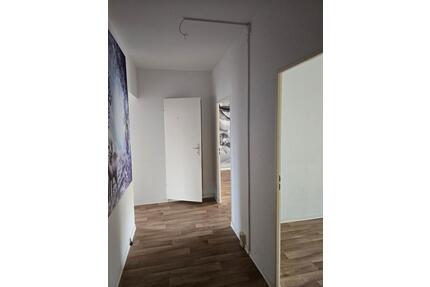 3 -Raumwohnung zum verlieben * Hochparterre * Badewanne * Balkon - Stendal