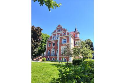 Exklusiv! 3-Raum Eigentumswohnung mit Balkon und Aufzug! *provisionsfrei! - Gera