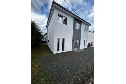 Haus zum Kaufen in Bad-Münster Ebernburg 449.000,00 € 145 m²