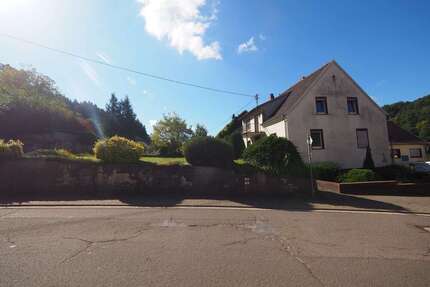 Haus zum Kaufen in Wiesbach 130.000,00 € 150 m²