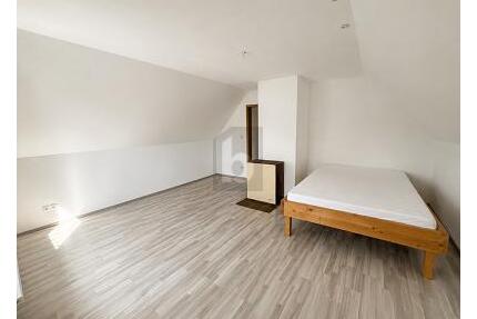 VIEL PLATZ ZUM LEBEN - 129.000,00&nbsp;EUR Kaufpreis, ca.&nbsp; 95,00&nbsp;m&sup2;&nbsp;Wohnfl&auml;che in Kuhlen (PLZ: 19412)