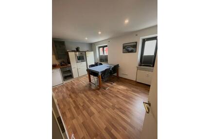 Schöne 1-Zimmer-Wohnung direkt am Marktplatz - Wurmannsquick