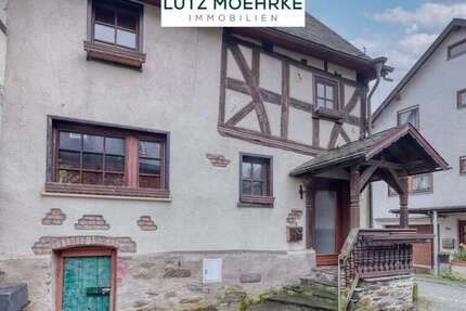 Haus zum Kaufen in Leun Biskirchen 109.000,00 € 114 m² - Leun / Biskirchen