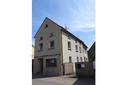 2 Häuser 1 Preis auf 670m² Grund - Mühlhausen