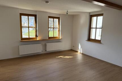 75 m² renovierte 2-3 Zimmer Wohnung in Lohr Wombach, Erstverm. - Lohr am Main