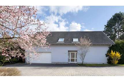 Haus zum Kaufen in Mackenbach 485.000,00 € 204 m²
