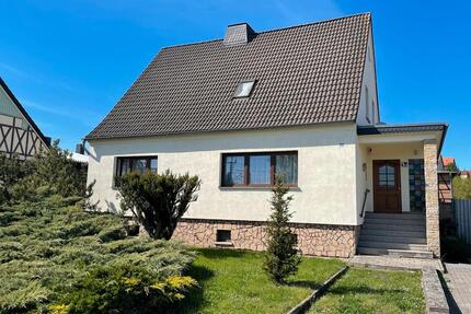 Einfamilienhaus mit großem Grundstück in 06536 Südharz Roßla