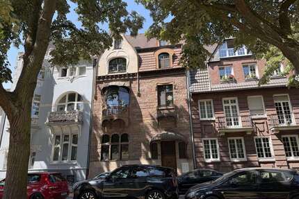 Wohnung zum Mieten in Krefeld 2.327,00 € 179 m²