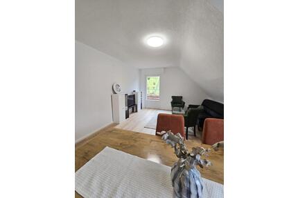 3-Zimmer-Wohnung - 850,00&nbsp;EUR Kaltmiete, ca.&nbsp; 65,00&nbsp;m&sup2; in Gummersbach (PLZ: 51645) Berstig Süd