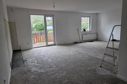4-Zimmer-Wohnung im 1. OG mit 2 Balkonen - Wuppertal Gemarkung Barmen