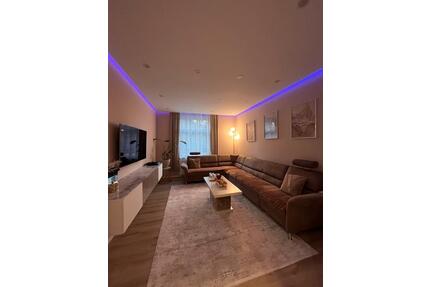 Komplett sanierte Eigentumswohnung provisionsfrei mit Möbel - Duisburg Mittelmeiderich