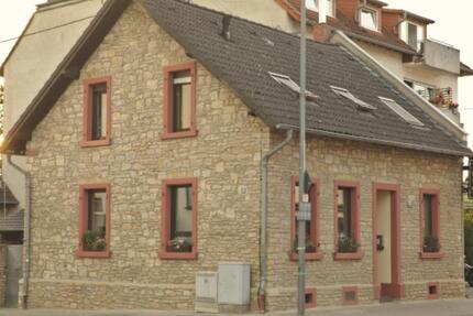 Einfamilienhaus mit Sauna und Scheune in Frei-Weinheim - Ingelheim am Rhein