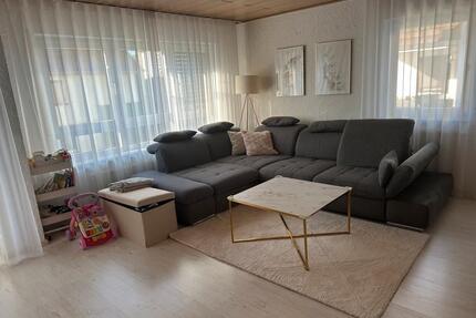 Helle 4 Zimmer Wohnung in Heiningen