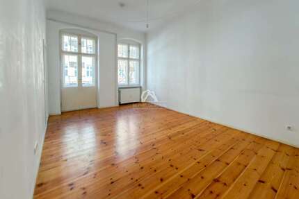 Wohnung zum Kaufen in Berlin Neukölln 210.000,00 € 35.71 m² - Berlin / Neukölln