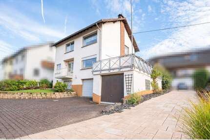 Haus zum Kaufen in Dattenberg 260.000,00 € 162 m²